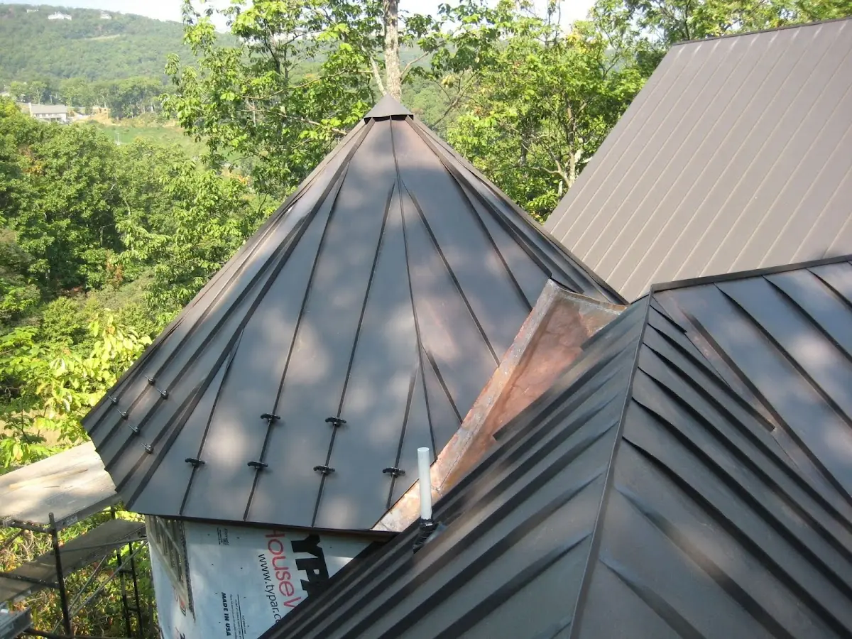 Professional Gutter Cleaning by Craftsman Roofing in West Clarkston-Highland